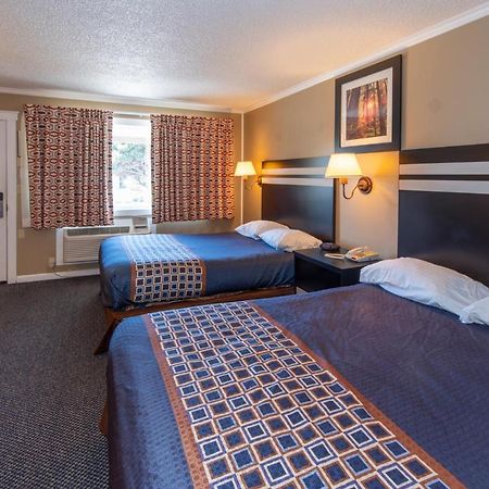 Surf Motel And Gardens Форт Браг Екстериор снимка