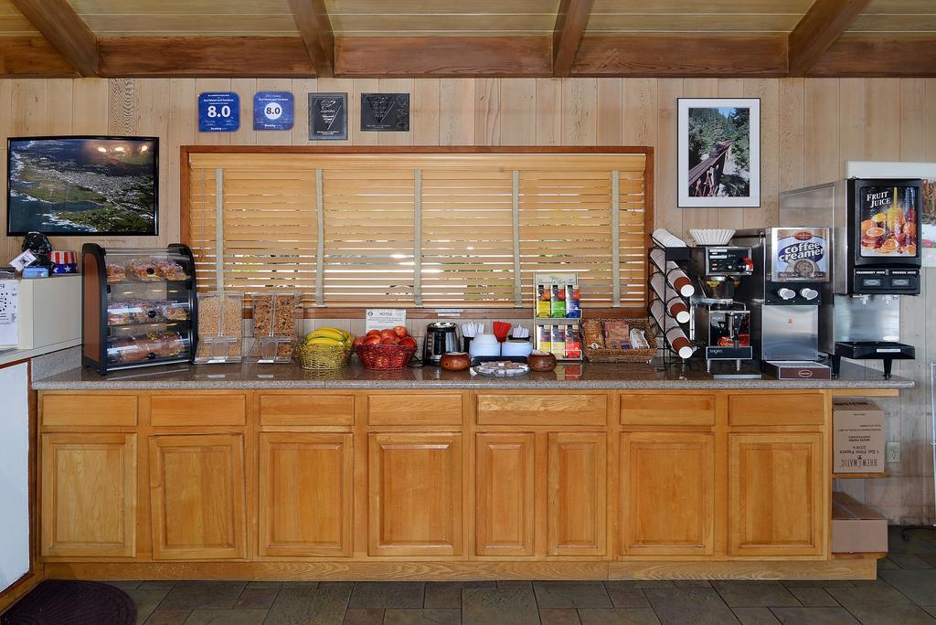 Surf Motel And Gardens Форт Браг Екстериор снимка