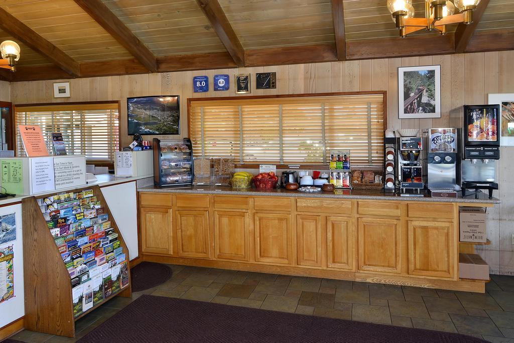 Surf Motel And Gardens Форт Браг Екстериор снимка